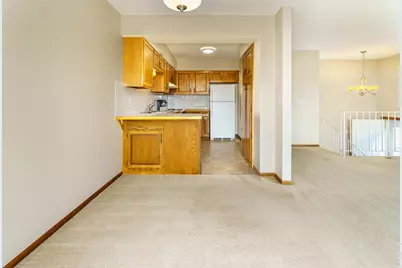 10332 Balsam Lane, Eden Prairie, MN 55347 - Photo 7