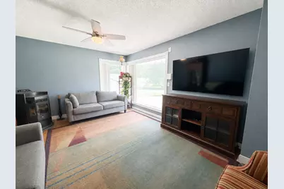 118 3rd Street SW, Rothsay, MN 56579 - Photo 3