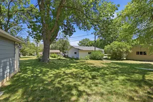 1204 Columbus Ave, Albert Lea, MN 56007 - Photo 27