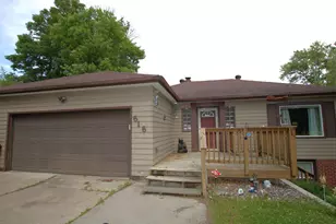 616 7th St NE, Staples, MN 56479 - Photo 1