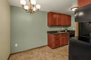 329 Geneva Ave N, Oakdale, MN 55128 - Photo 13
