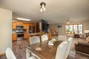205 10th Ave SE, Kasson, MN 55944 - Photo 11