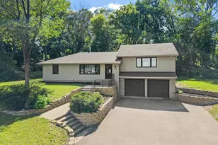 18741 Highview Ave, Lakeville, MN 55044 - Photo 1