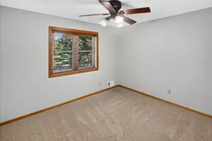 4708 Weston Hills Dr, Eagan, MN 55123 - Photo 37