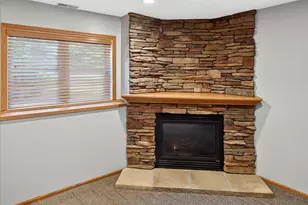 4708 Weston Hills Dr, Eagan, MN 55123 - Photo 45