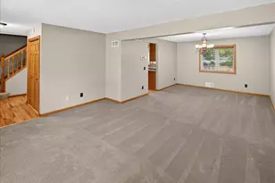 4708 Weston Hills Dr, Eagan, MN 55123 - Photo 19