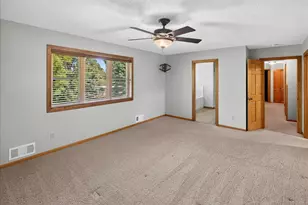 4708 Weston Hills Dr, Eagan, MN 55123 - Photo 27
