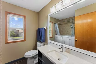 3309 Carnation Avenue N, Brooklyn Park, MN 55443 - Photo 23