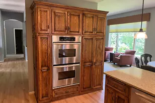 868 Bavaria Hills Terrace, Chaska, MN 55318 - Photo 5