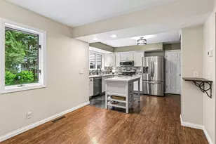 3970 Yorktown Ln N, Plymouth, MN 55441 - Photo 7