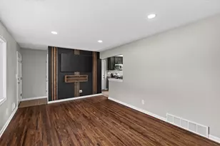 3948 Cinnabar Dr, Eagan, MN 55122 - Photo 5