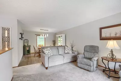 280 Glenmar Avenue, Mahtomedi, MN 55115 - Photo 5