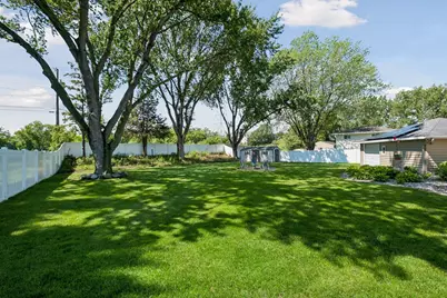2134 Shale Lane, Eagan, MN 55122 - Photo 23
