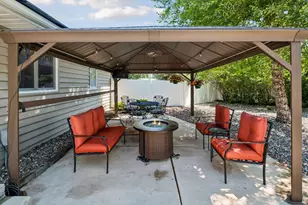 2134 Shale Ln, Eagan, MN 55122 - Photo 27