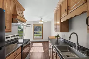 921 11th Ave S, Hopkins, MN 55343 - Photo 13