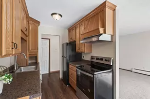 921 11th Ave S, Hopkins, MN 55343 - Photo 15