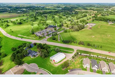 7860 Laketown Parkway, Waconia, MN 55387 - Photo 5