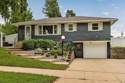 1810 25th Avenue NW, Rochester, MN 55901 - Photo 1