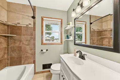 1810 25th Avenue NW, Rochester, MN 55901 - Photo 11