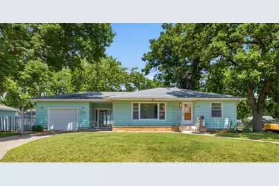 123 Searle Street NE, Sauk Rapids, MN 56379 - Photo 1
