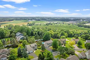 1801 Valley Ridge Trail S, Chanhassen, MN 55317 - Photo 5
