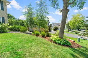 1801 Valley Ridge Trail S, Chanhassen, MN 55317 - Photo 59