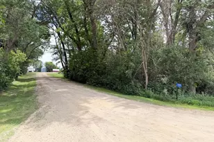 15236 King Ave, Wilmont, MN 56185 - Photo 3