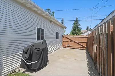 915 N 22nd Street, Superior, WI 54880 - Photo 19