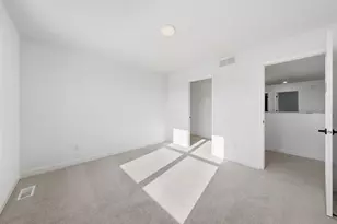 18356 Huntley Trl, Lakeville, MN 55044 - Photo 15