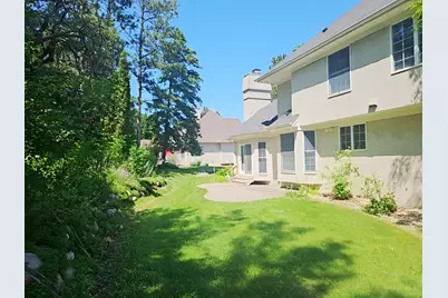 8982 Hunters Trail, Woodbury, MN 55125 - Photo 39