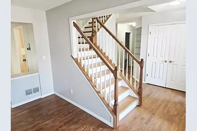 8982 Hunters Trail, Woodbury, MN 55125 - Photo 3