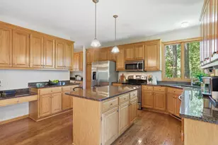 10362 Waterfront Dr, Woodbury, MN 55129 - Photo 15