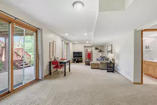10362 Waterfront Dr, Woodbury, MN 55129 - Photo 33
