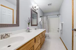 10362 Waterfront Dr, Woodbury, MN 55129 - Photo 31