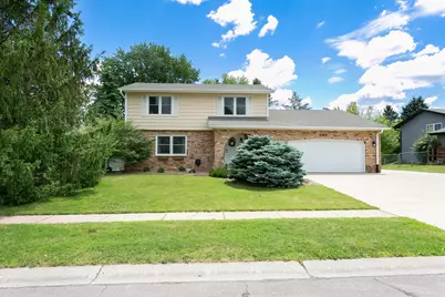 4880 149th Court, Apple Valley, MN 55124 - Photo 1