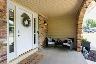 4880 149th Court, Apple Valley, MN 55124 - Photo 3