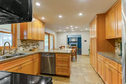 4880 149th Court, Apple Valley, MN 55124 - Photo 11