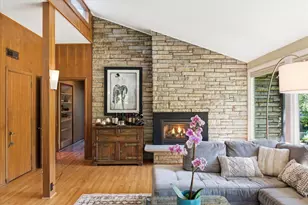 301 Ardmore Dr, Golden Valley, MN 55422 - Photo 9