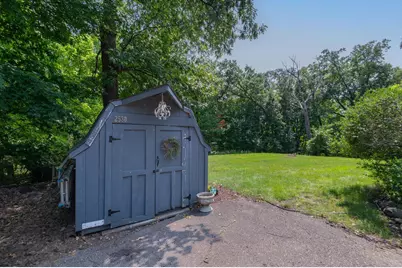 2530 Old Beach Road, Wayzata, MN 55391 - Photo 39