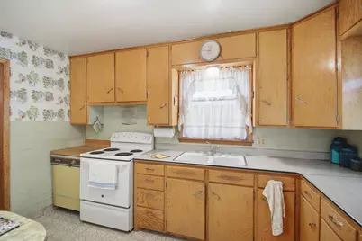 1902 2nd Avenue SE, Austin, MN 55912 - Photo 11