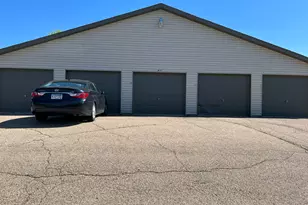 1635 Stieger Lake Ln, Victoria, MN 55386 - Photo 5