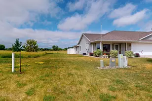 1987 Paradise Road, Albert Lea, MN 56007 - Photo 17