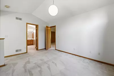 5758 Heather Ridge Drive, North Saint Paul, MN 55126 - Photo 23