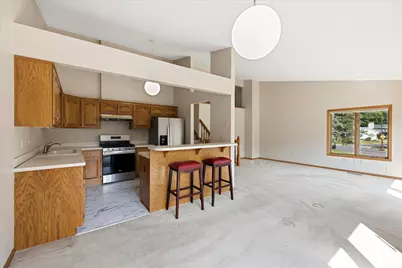 5758 Heather Ridge Drive, North Saint Paul, MN 55126 - Photo 5