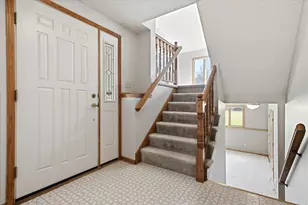 5758 Heather Ridge Dr, North Saint Paul, MN 55126 - Photo 3