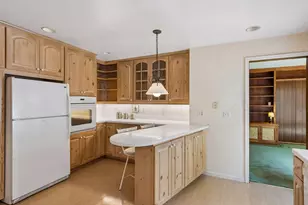 3935 Joppa Ave S, Saint Louis Park, MN 55416 - Photo 9