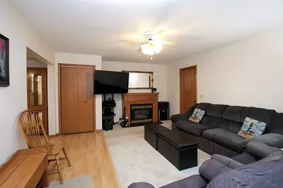 124 E Saint Paul Street, Darwin, MN 55324 - Photo 5