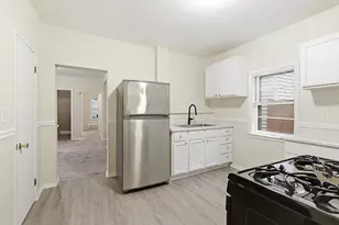 256 Rose Ave W, Saint Paul, MN 55117 - Photo 9