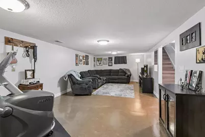 1913 Independence Avenue N, Golden Valley, MN 55427 - Photo 23