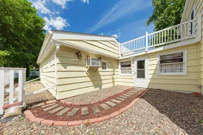 825 8th Avenue NE, Waseca, MN 56093 - Photo 5